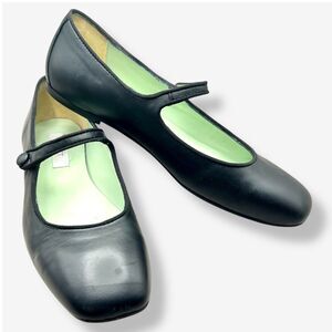 Mary Jane Black Leather flat shoe 38 7.5